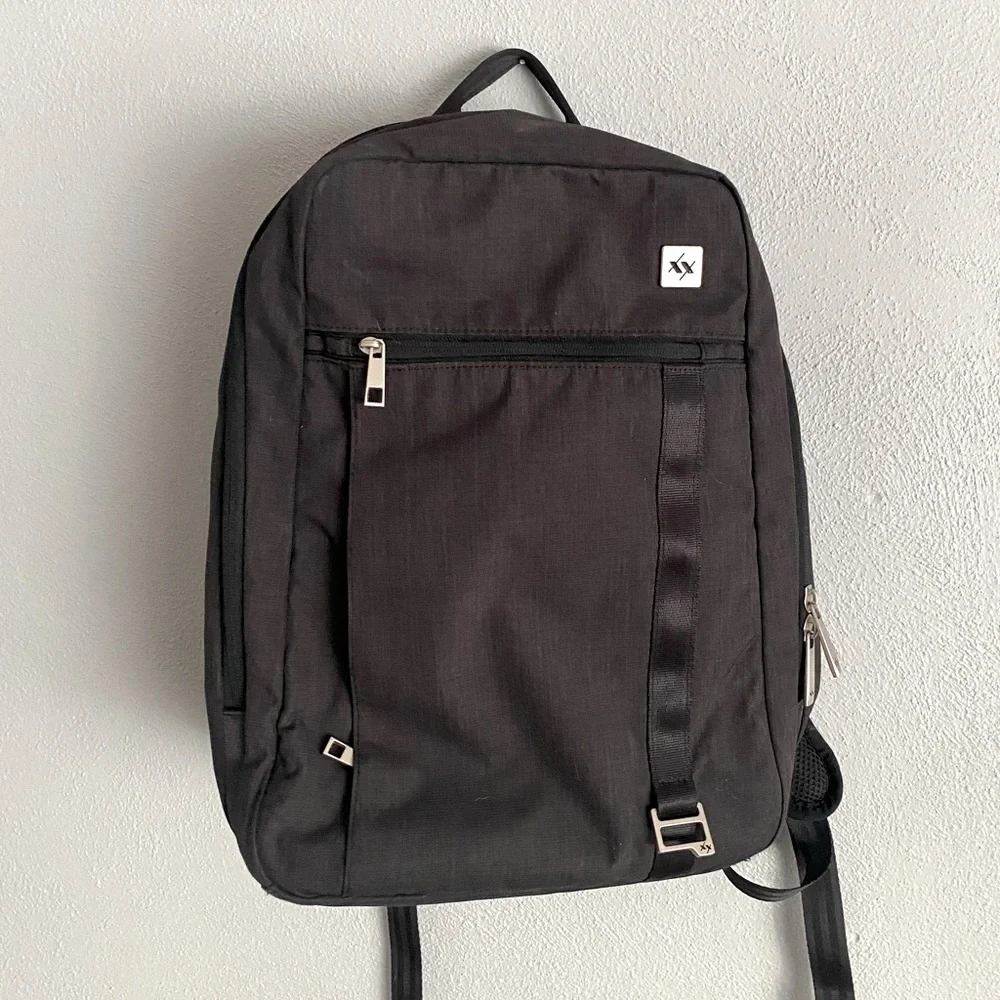 JuJuBe Backpack Diaper Bag Black Lightweight Commuter Neutral Baby Work Casual
